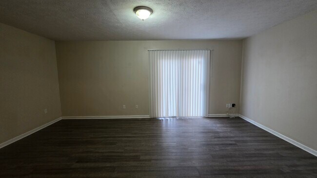 Foto del edificio - 340 Witness Ln