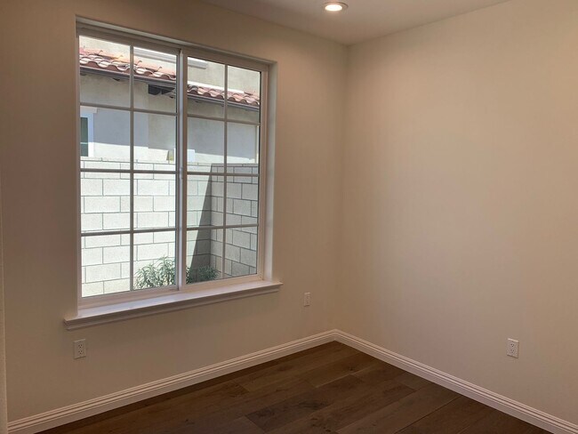 Foto del edificio - 5350 McCulloch Ave