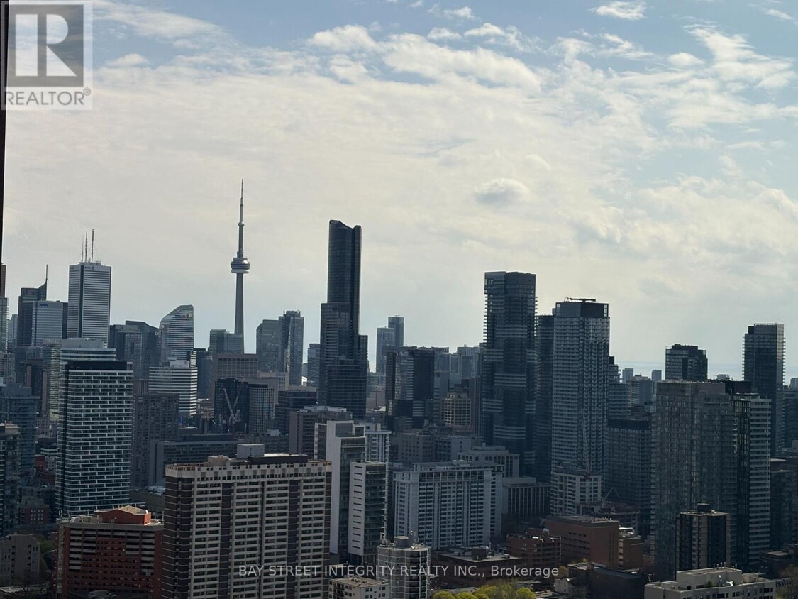 Photo principale - 395-3395 Bloor St E