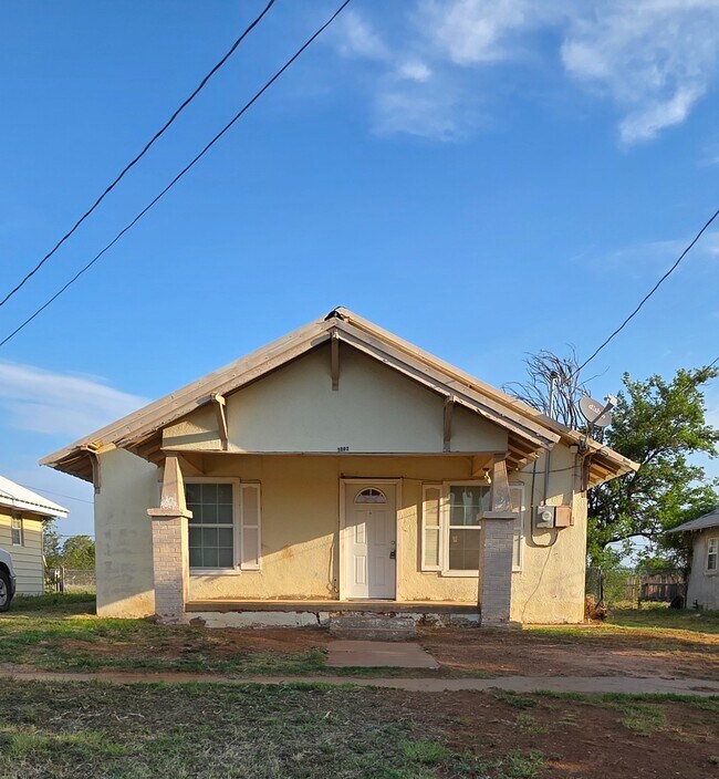 Frente de la casa - 1002 W 6th St