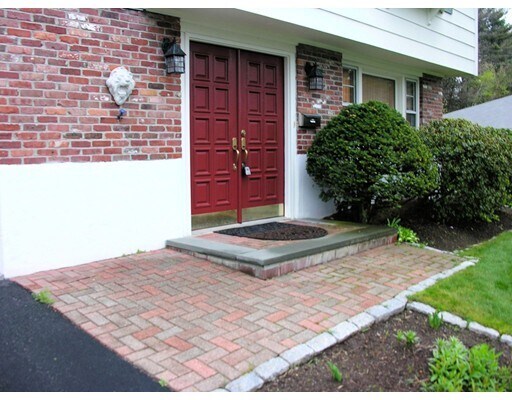 Foto del edificio - 31 Lanewood Ave