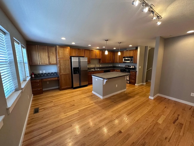 Building Photo - 231 Rendezvous Dr