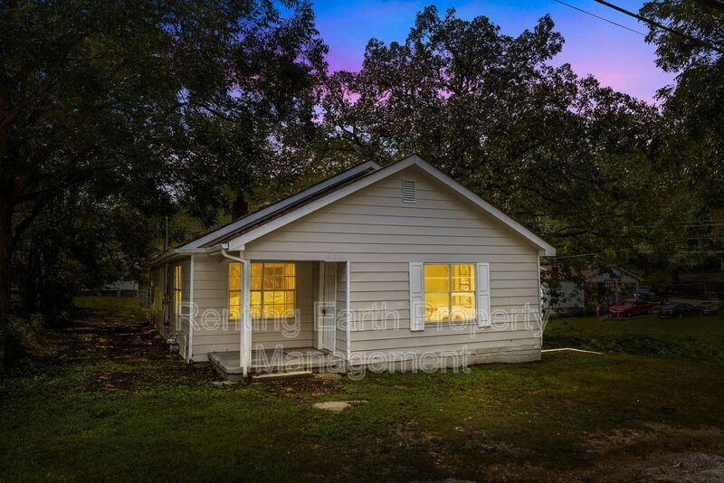 Foto principal - 705 5th Ave