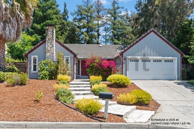 Building Photo - 279 Tordo Ct