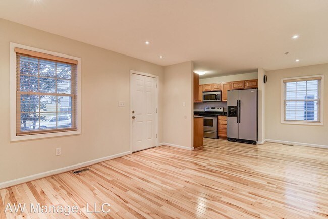 Building Photo - 3 br, 2 bath House - 401 Broadway St