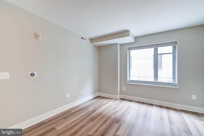 Foto del edificio - 1311 13th St NW
