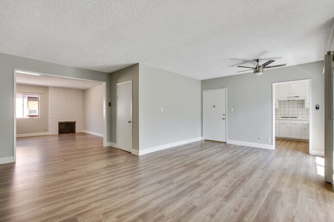 Building Photo - 3735 Mentone Ave