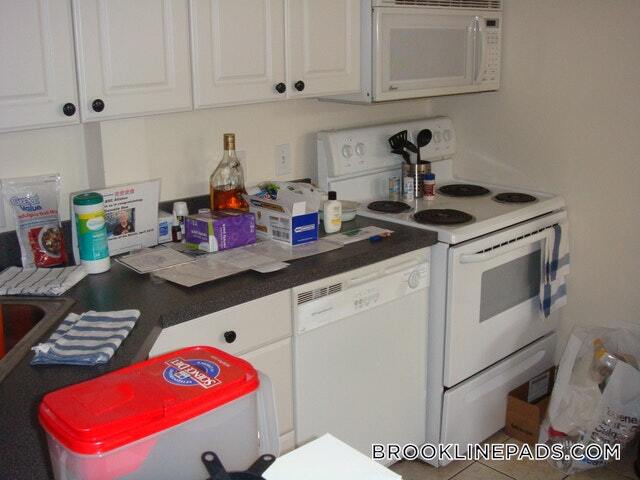 Foto del edificio - 1801 Beacon St