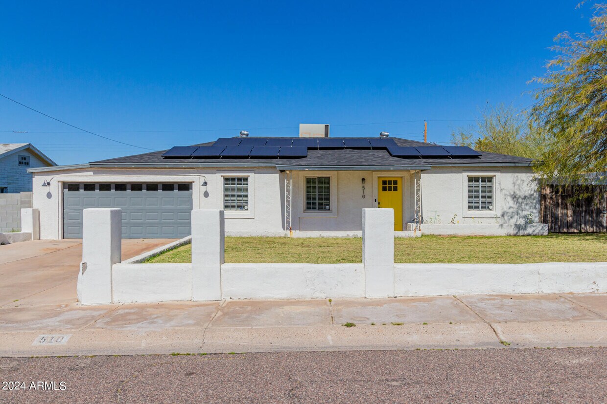 Primary Photo - 510 W McNeil St