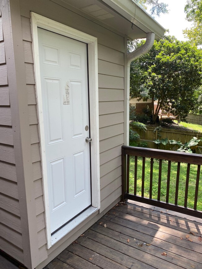 Building Photo - 5367 Dawn Ct