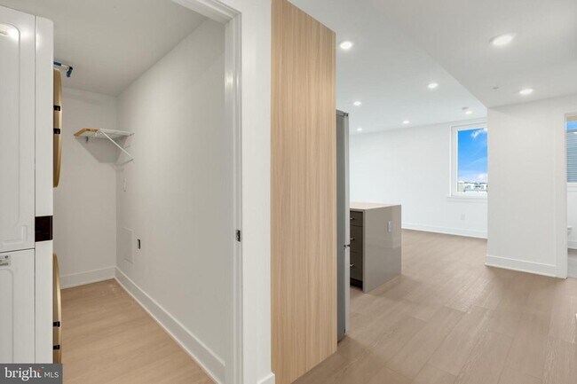 Foto del edificio - 2000 Dreer St