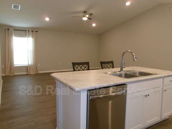 Building Photo - 1247 Mezzavalle Wy