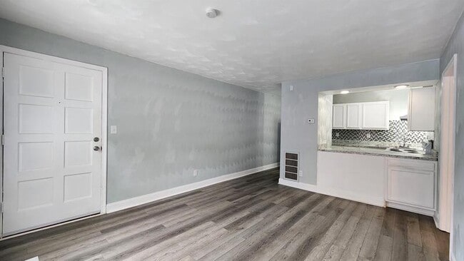 Photo - 322 Washington St House