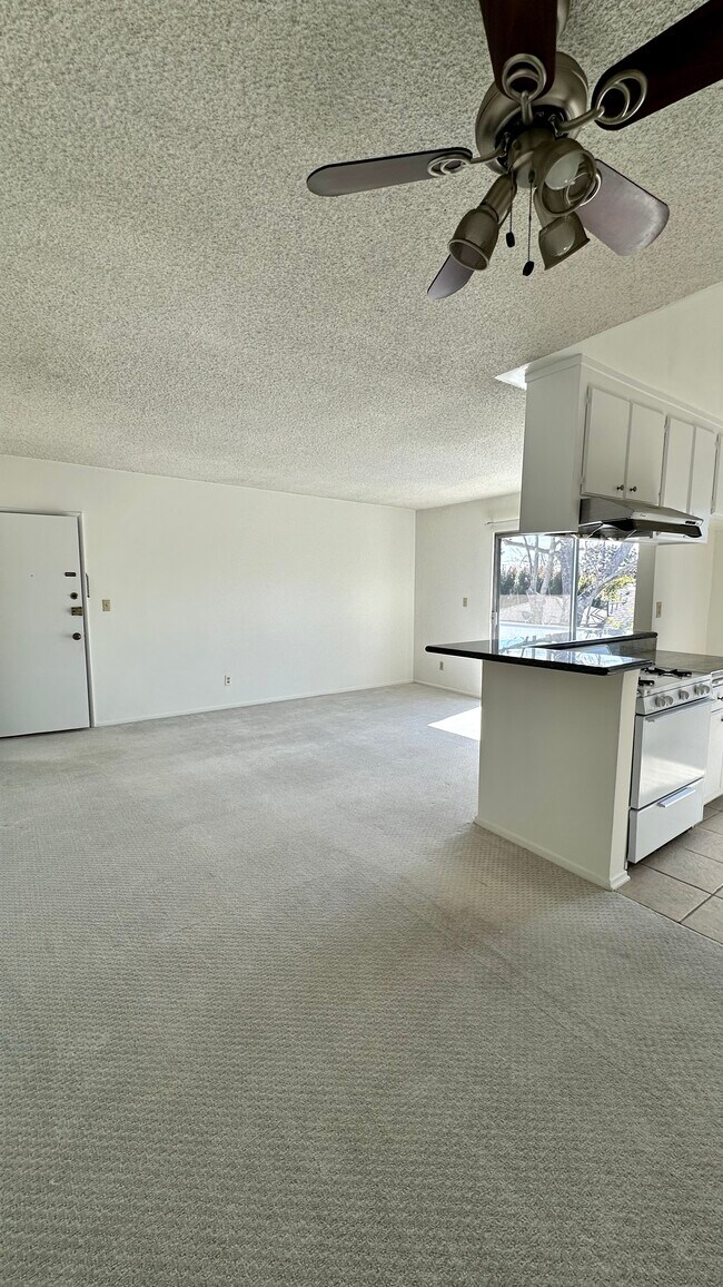 Building Photo - 2257 28th St