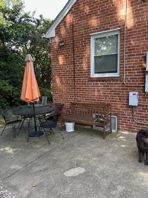 patio - 7216 15th Ave