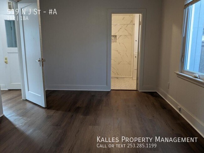 Foto del edificio - Charming 1 Bed 1 Bath Duplex in Tacoma