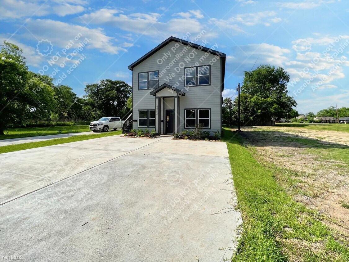 4425 Brinkley St, Houston, TX 77051 House Rental in Houston, TX