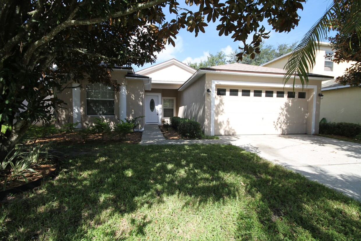 Primary Photo - INCREDIBLE 4 Bedroom, 2 Bathroom Home in O...