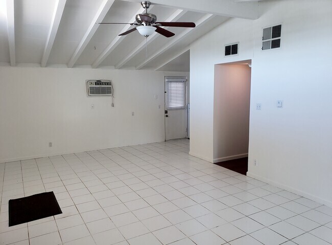 Building Photo - 6756 Lurline Ave