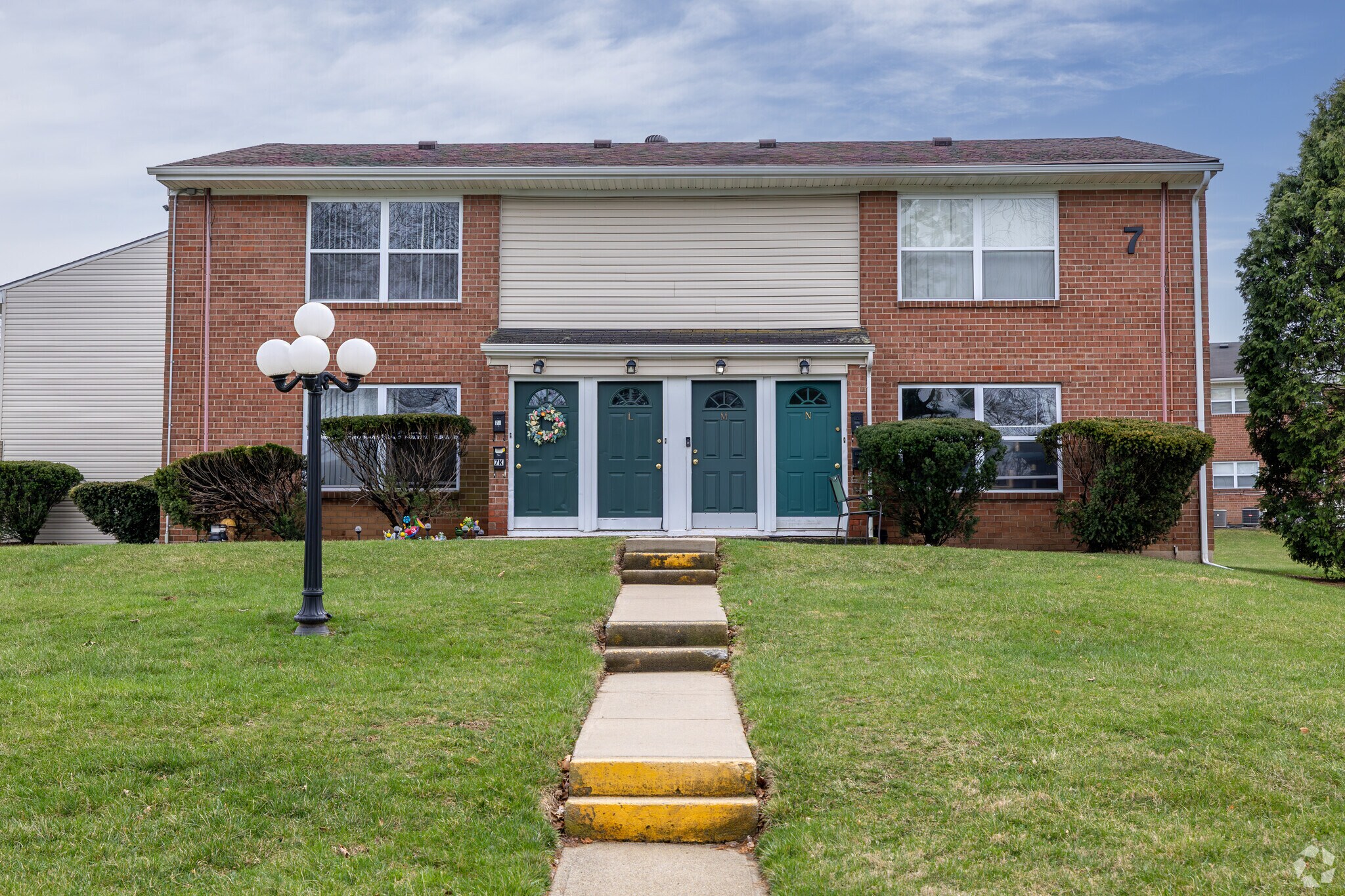 Lafayette Hills Apartments photo 6