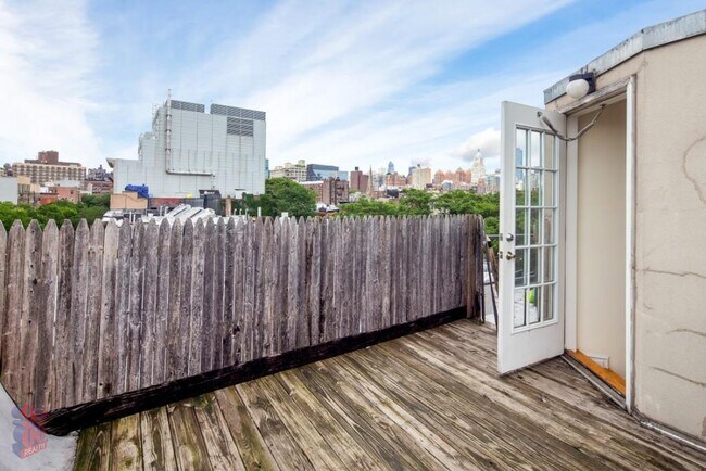 Foto del edificio - 343 E 5th St