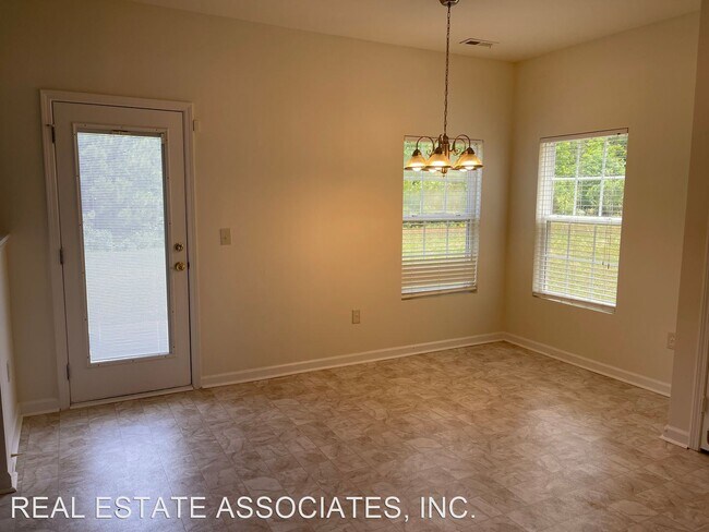 Foto del edificio - 4 br, 2.5 bath House - 4806 Swann's Mill D...