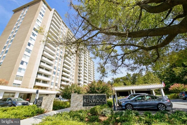 Building Photo - 5101 River Rd