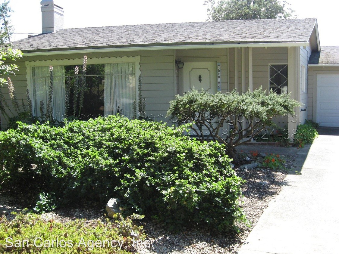 Primary Photo - 3210 Rio Rd