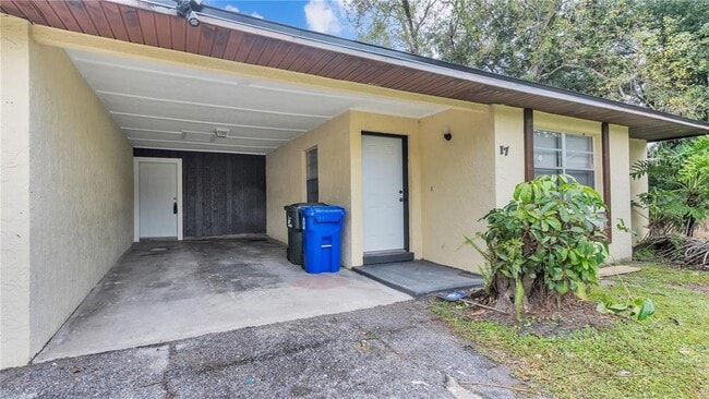 Building Photo - 2121 S San Gully Rd