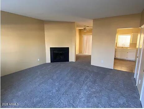 Building Photo - 1601 N Saba St