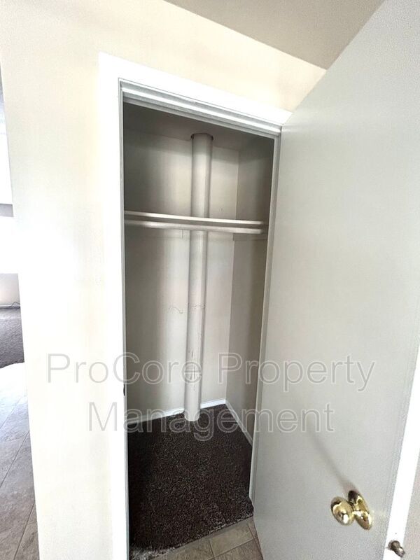 Foto del edificio - 3748 W Rose Hl St