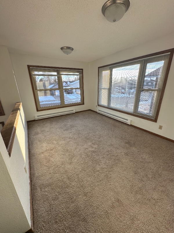 Building Photo - 4207 E Comanche Dr