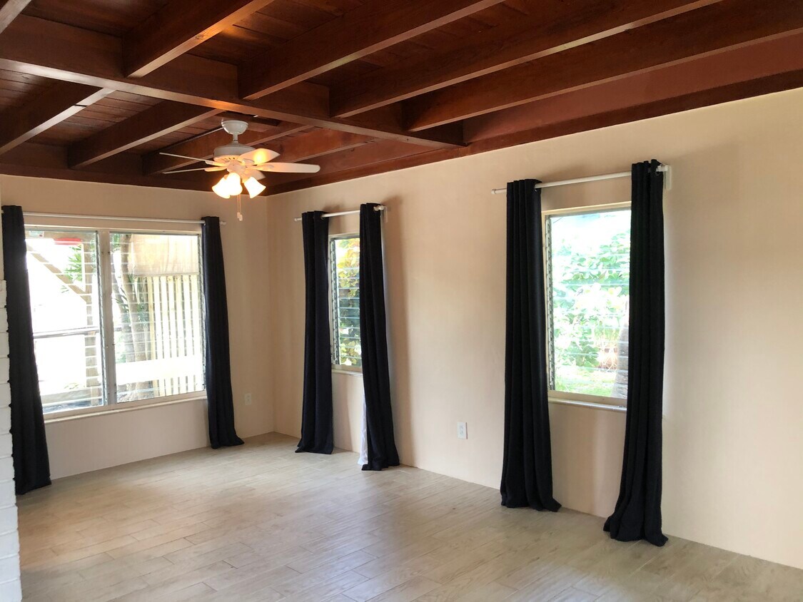 129 S Hammock Rd, Islamorada, FL 33036 House for Rent in Islamorada, FL