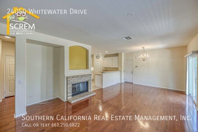 Foto del edificio - 24050 Whitewater Dr