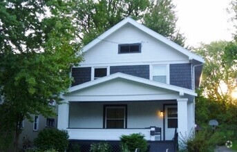 Building Photo - 154 Western Ave