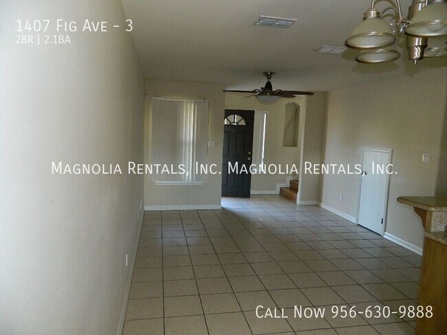 Foto del edificio - 1407 W Fig Ave