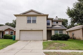 Building Photo - 2209 Southway