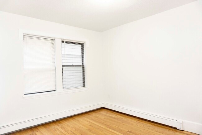 Foto del edificio - 285 Walnut Ave
