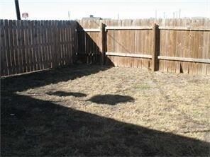 Building Photo - 200 Sandstone Dr