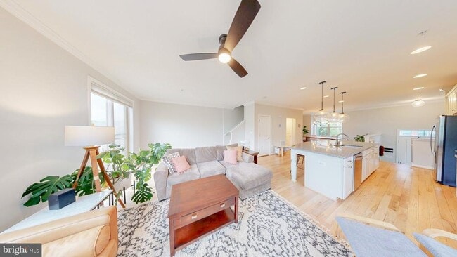Building Photo - 13227 Deer Highlands Way