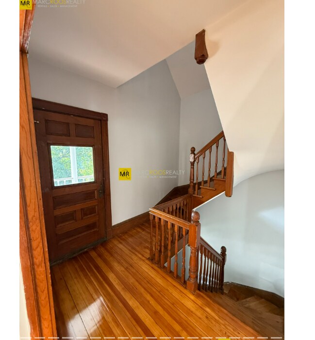 Foto del edificio - 68 Willow Ave