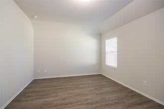 Building Photo - 2723 S Lina Ct