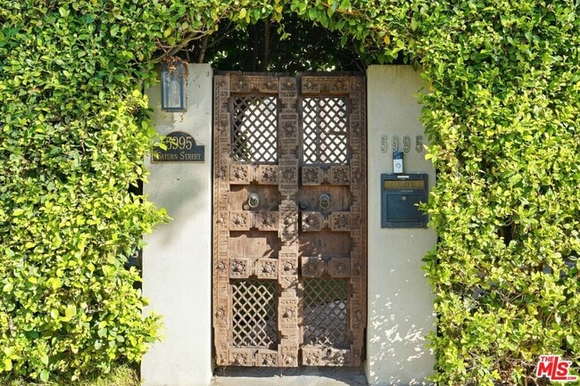 Foto del edificio - 5995 Saturn St