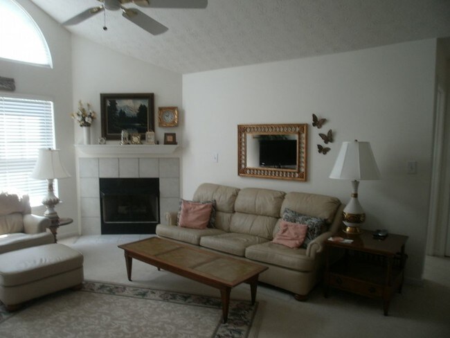Building Photo - 4494 Orchard Trace