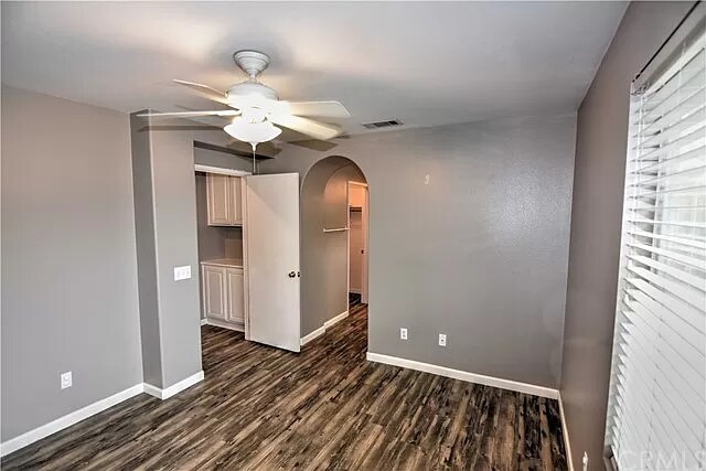 Foto del edificio - Beautifully Upgraded 2 Bedroom Townhouse N...