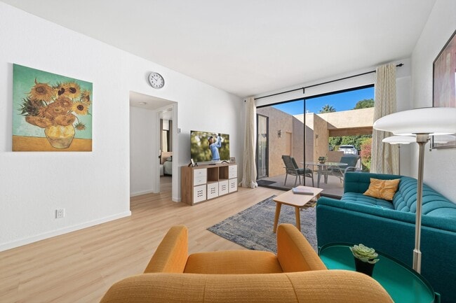 Building Photo - 73947 Saquaro Ct
