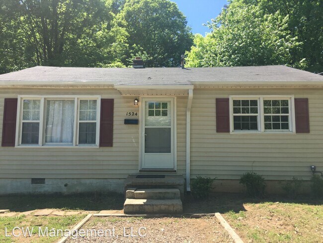 Foto del edificio - 3 br, 1 bath House - 1524 Argonne Blvd
