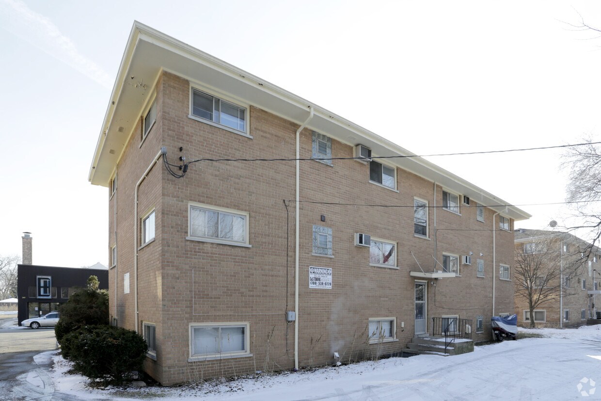 Foto del edificio - 340 E Burlington St