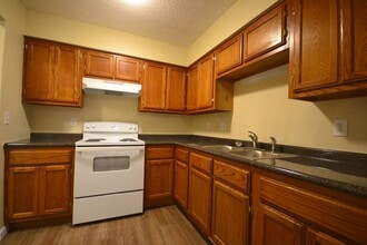 Building Photo - Buffalo Apartments (Bison Terrace)