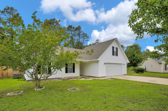 Building Photo - 107 Yaupon Ct
